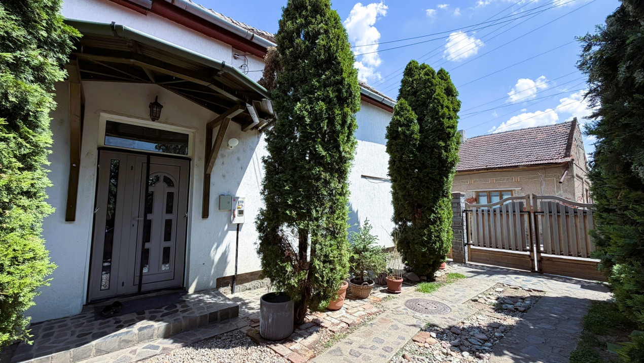 Casă Centrală 5 camere, Str. Andrei Mureșanu - Carei