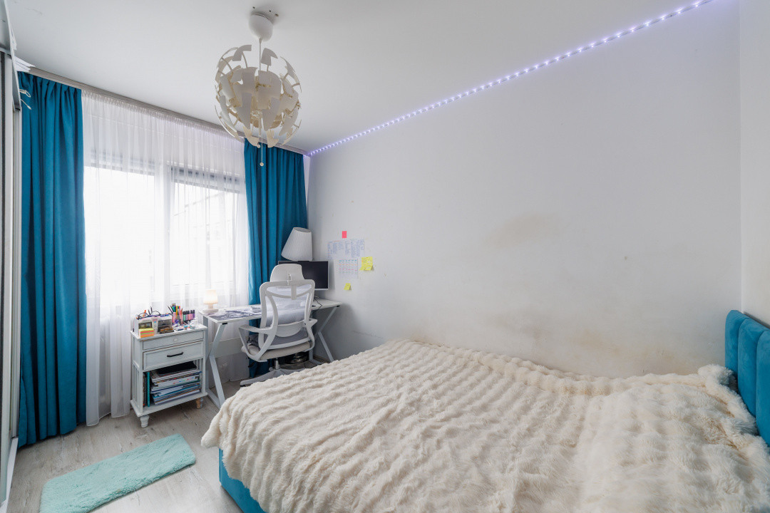 Apartament 2 camere semidecomandate, gata de mutat, Trivale 