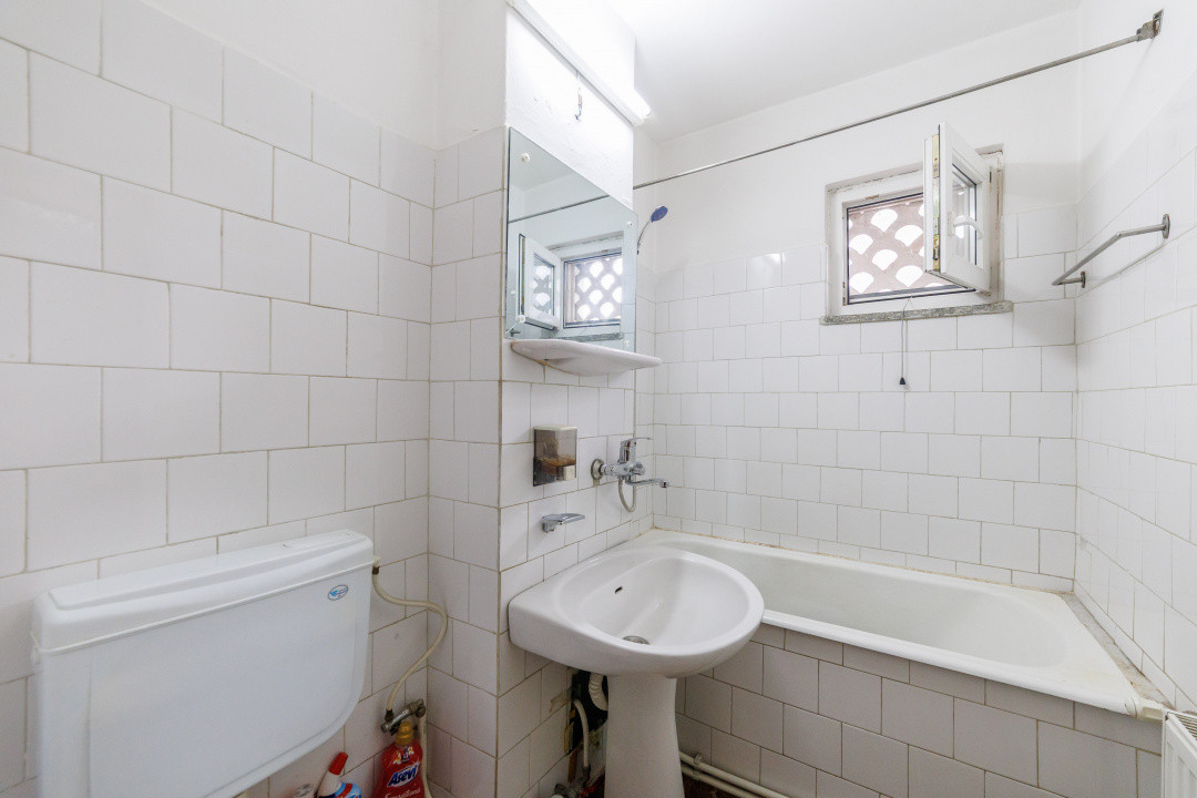 Apartament 2 camere, etaj 3, zonă excelentă, Trivale – Str. Frasinului