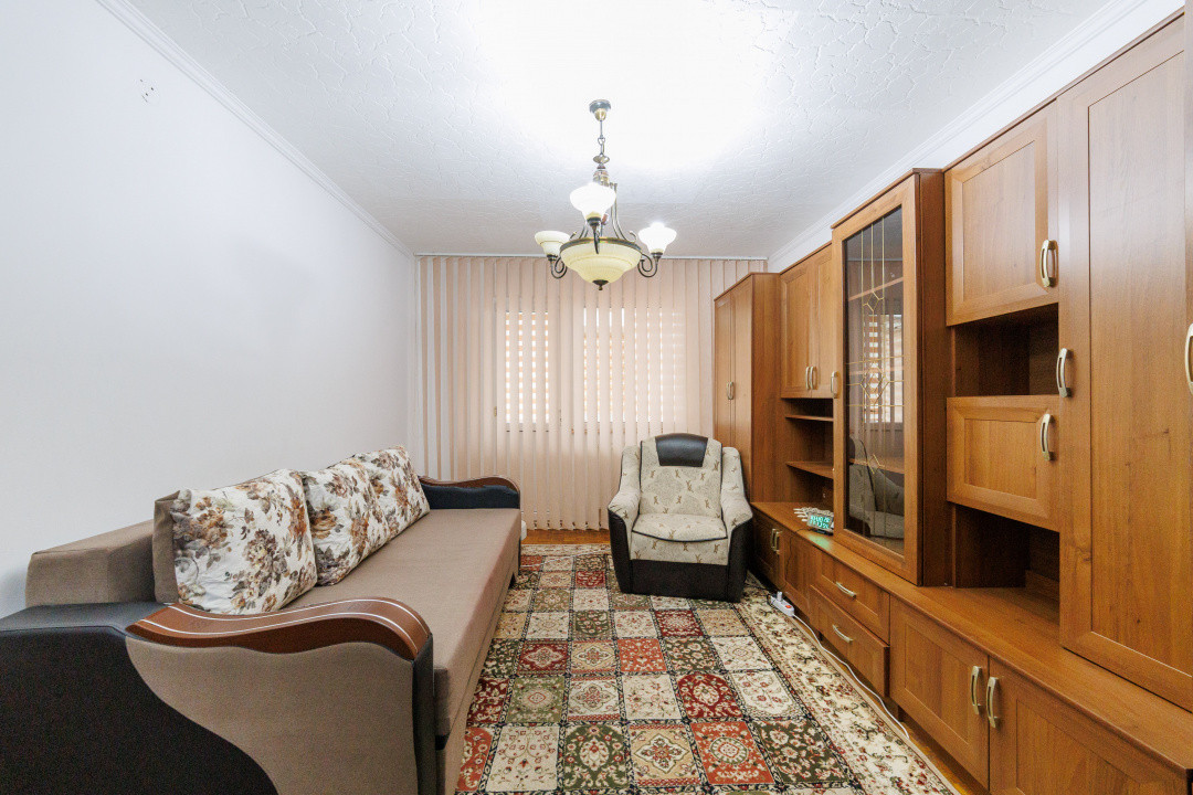 Apartament 2 camere, etaj 3, zonă excelentă, Trivale – Str. Frasinului