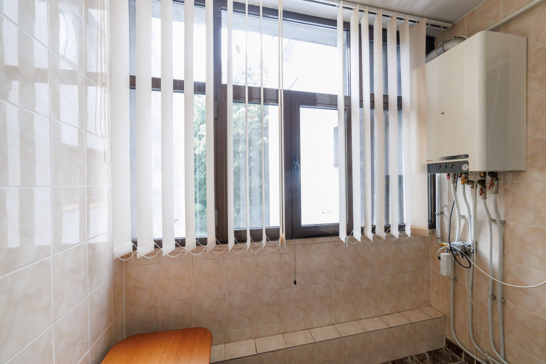 Apartament 2 camere, etaj 3, zonă excelentă, Trivale – Str. Frasinului
