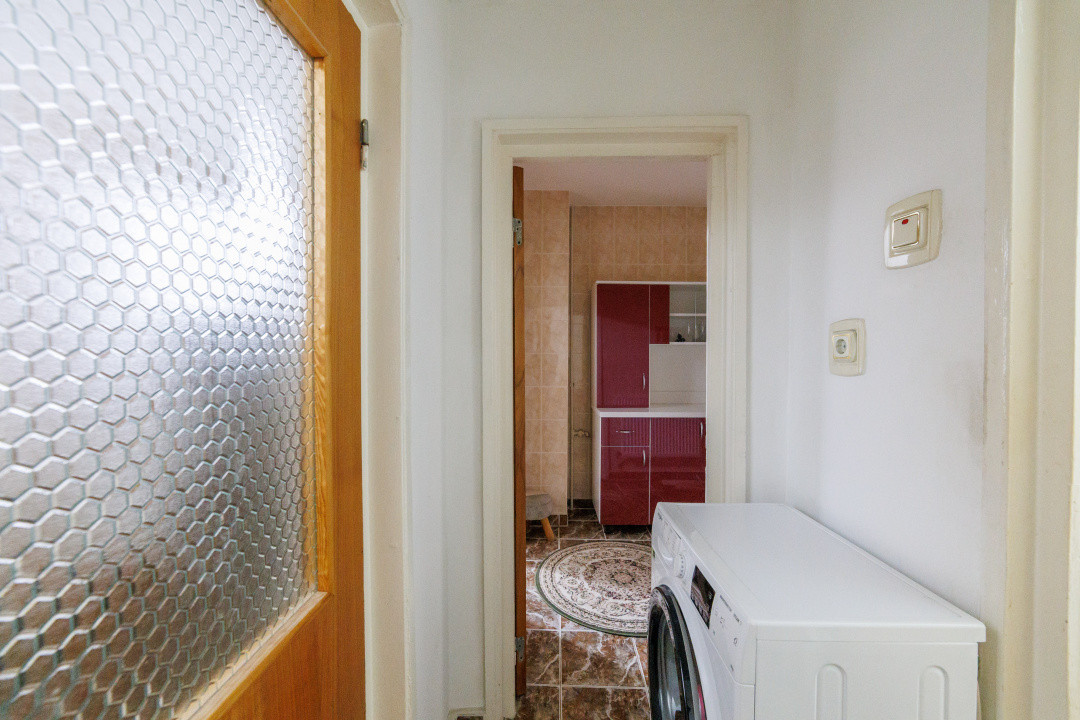 Apartament 2 camere, etaj 3, zonă excelentă, Trivale – Str. Frasinului