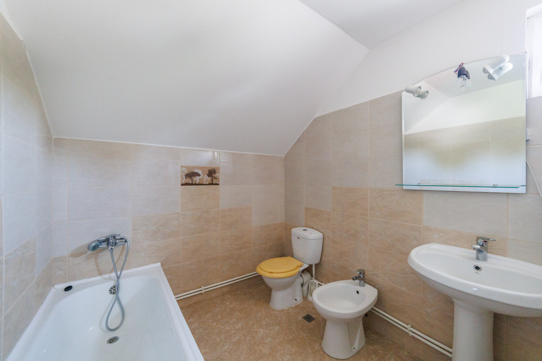Casă P+M aproape de Pitești | Valea Mare – Podgoria | Teren 795 mp | Comision 0%