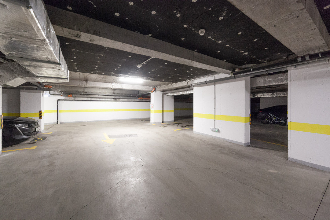 Apartament ultracentral - 3 camere, 167 mp, 2 terase, 2 locuri de parc subterane