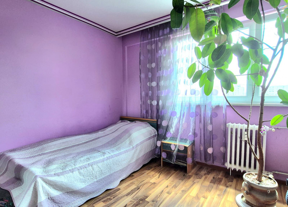 Apartament 3 camere - Jean Steriadi