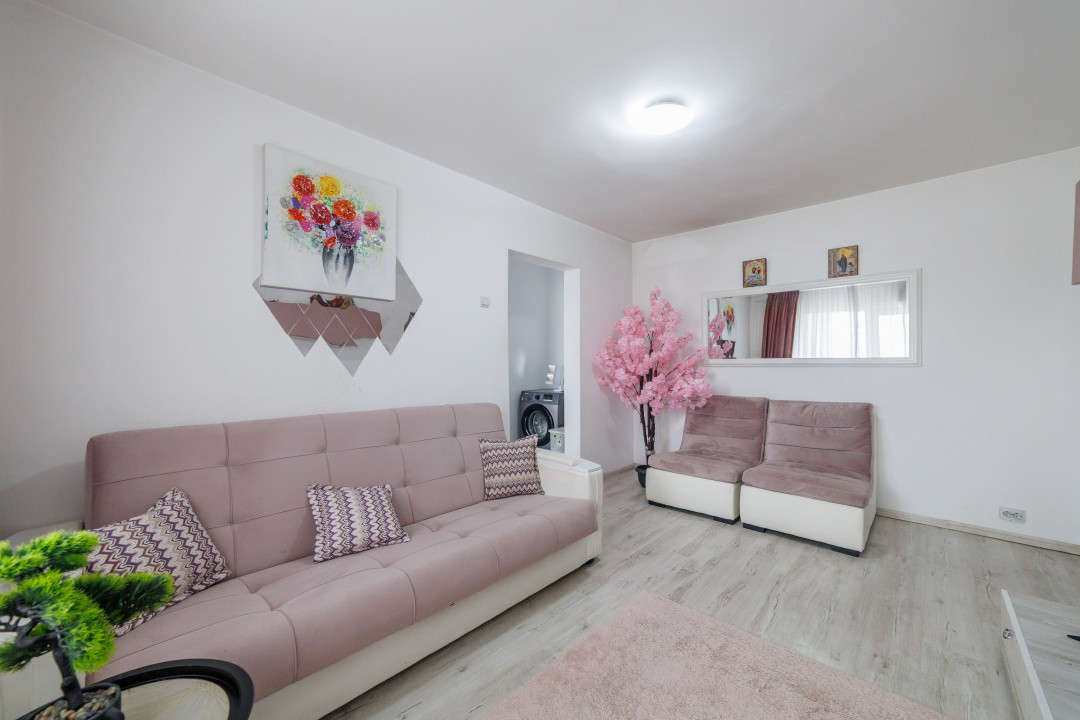 Apartament 2 camere semidecomandate, gata de mutat, Trivale