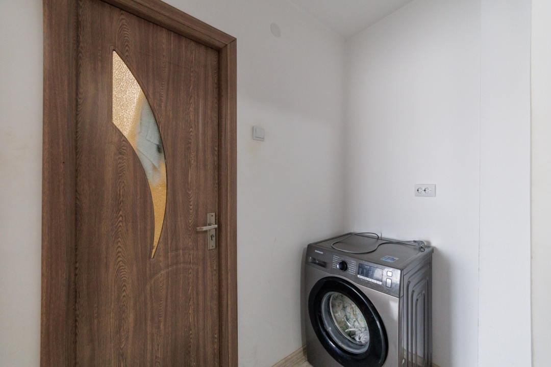 Apartament 2 camere semidecomandate, gata de mutat, Trivale
