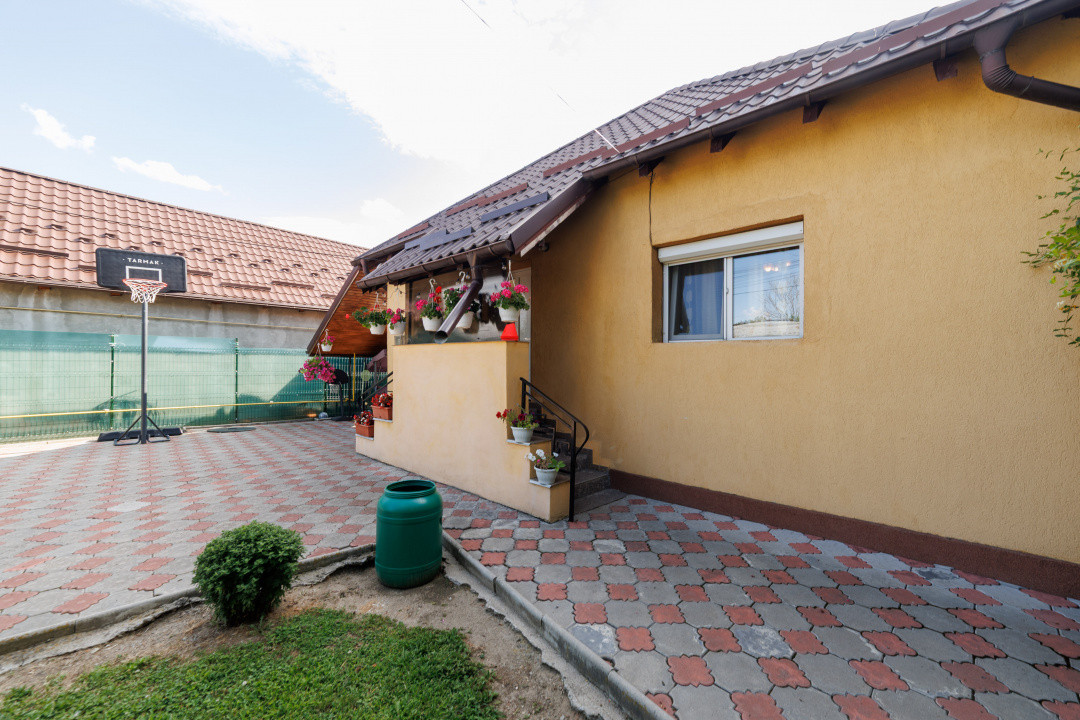Casă cu teren de 634 mp și beci | Calea Câmpulung, Pitești