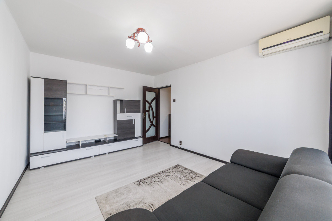 Apartament luminos cu 2 camere și parcare inclusă – Banat