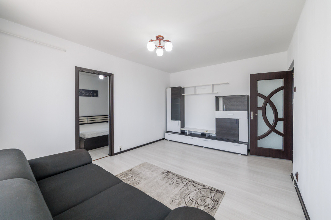 Apartament luminos cu 2 camere și parcare inclusă – Banat