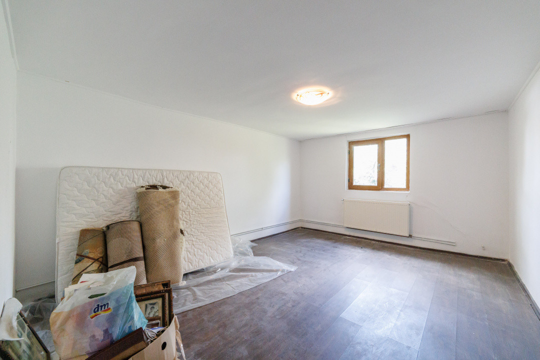 Casa cu teren de 889mp Prundu - Ideala pentru locuit sau dezvoltare imobiliara