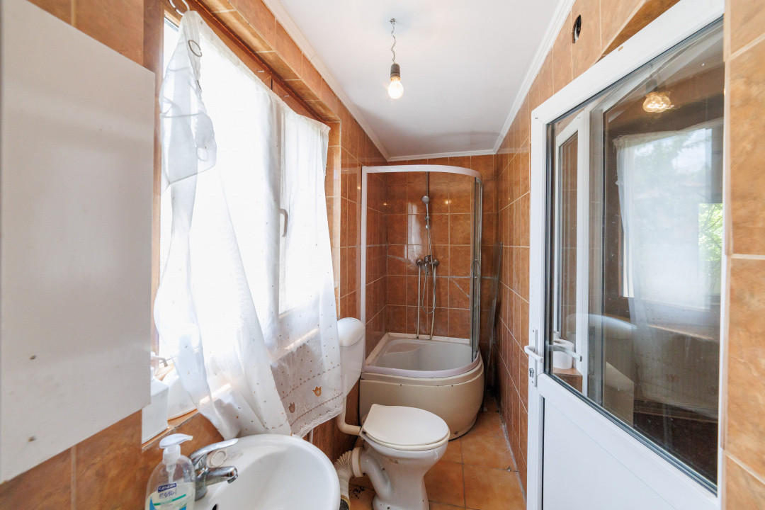 Casa cu teren de 889mp Prundu - Ideala pentru locuit sau dezvoltare imobiliara