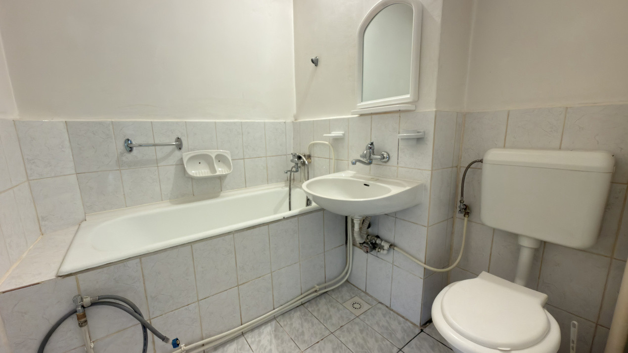 Apartament 2 camere Etaj II, Carei -Zona Varga Quattro-Str. Pavel Zăgănescu Nr.8