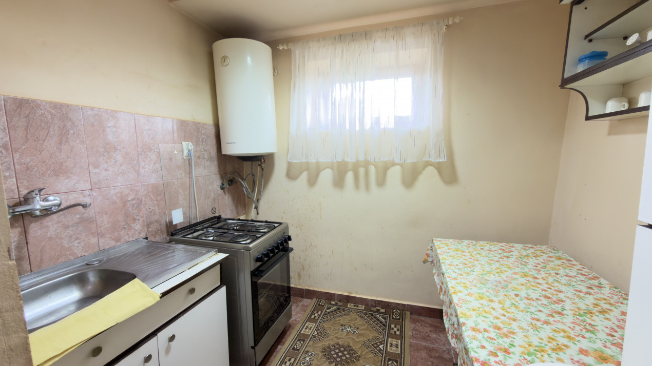 Casă 4 camere, Teren 1005 mp Loc. Căpleni Nr.789 -Jud. Satu Mare