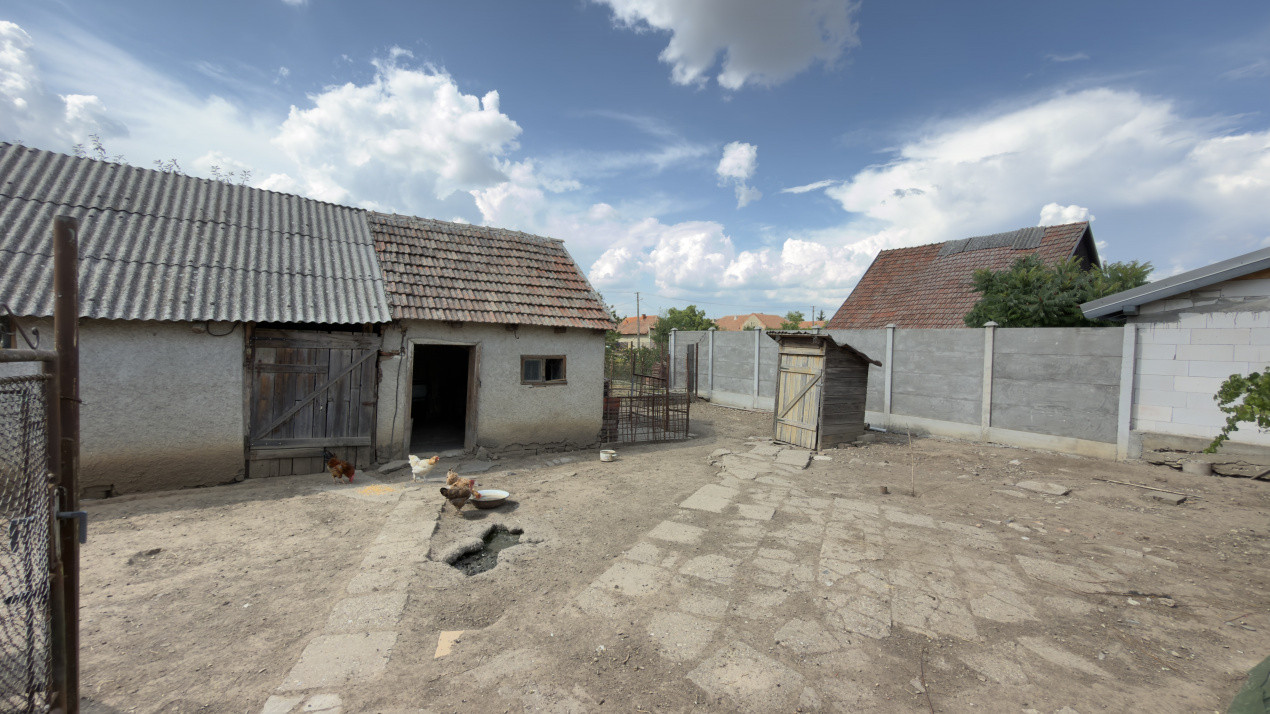 Casă 4 camere, Teren 1005 mp Loc. Căpleni Nr.789 -Jud. Satu Mare