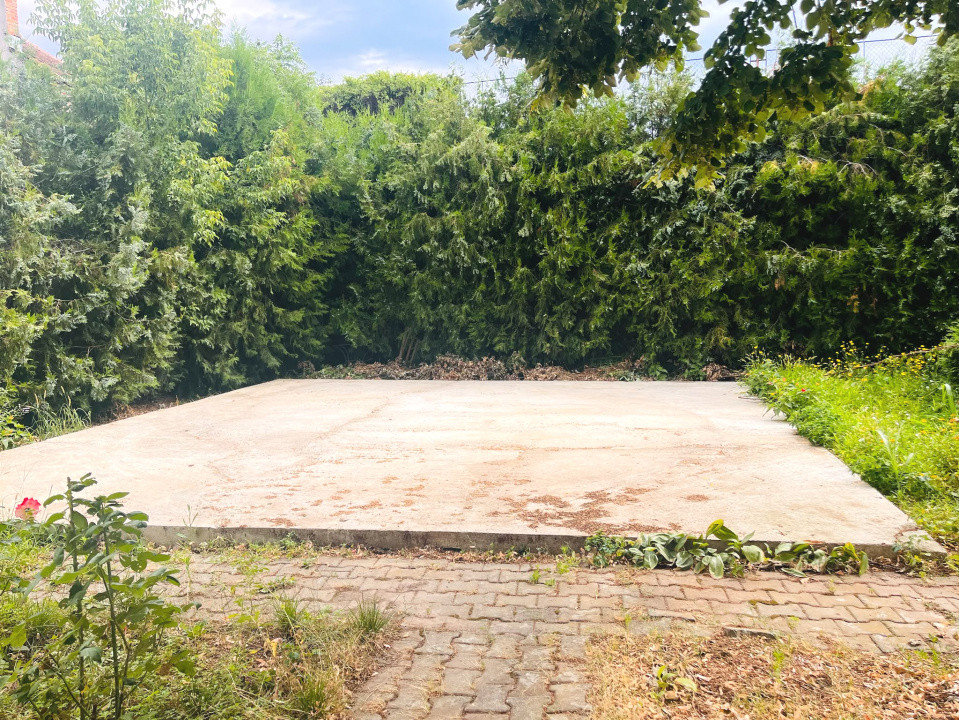 Oaza de liniste si verdeata, aproape de Km 0 - Brestei, zona Obedeanu