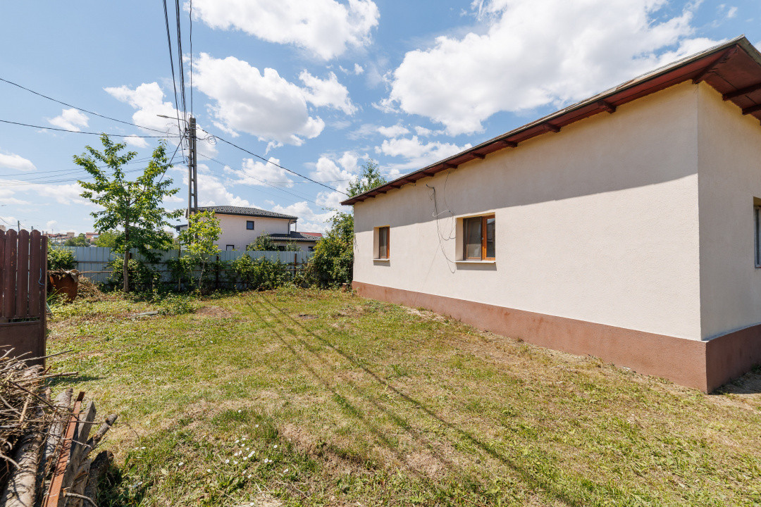 Casa cu teren de 889mp Prundu - Ideala pentru locuit sau dezvoltare imobiliara