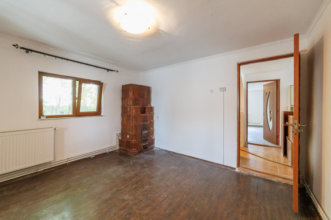 Casa cu teren de 889mp Prundu - Ideala pentru locuit sau dezvoltare imobiliara
