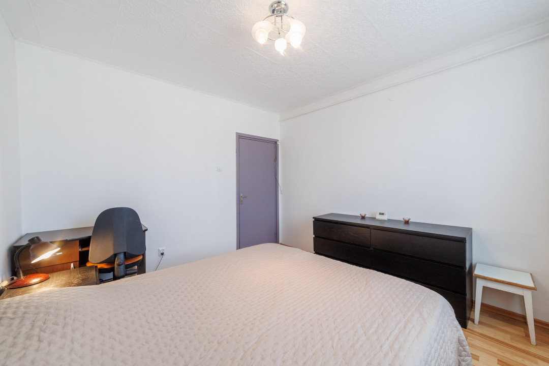 Apartament 2 camere, etaj 3, zona Traian