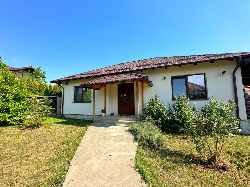 Inchiriere Casa 3 camere + curte generoasa 500 mp 