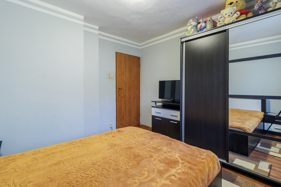 3 camere etaj 2 din 3 Soseaua Alexandriei 