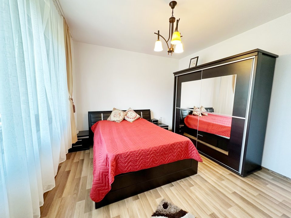 Inchiriere Casa pe parter 3 camere la 1,5 km de Lidl Trivale 