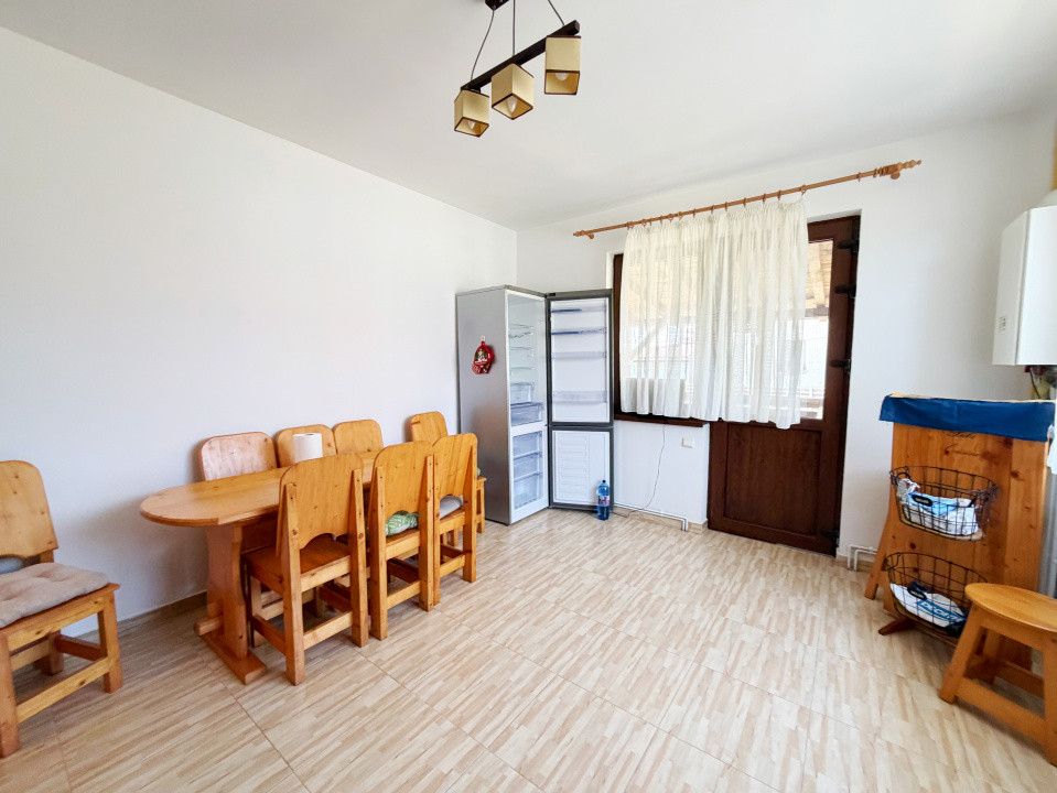 Inchiriere Casa pe parter 3 camere la 1,5 km de Lidl Trivale 
